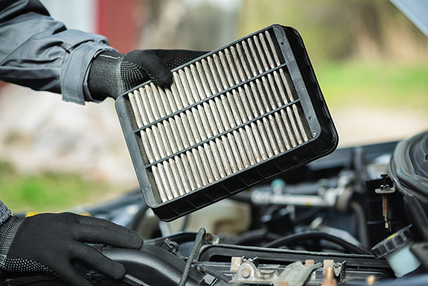 What Are the Signs of a Dirty Intake Air Filter? | Strande's Garage